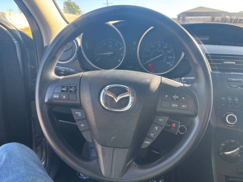 2013 Mazda MAZDA3 i Sport