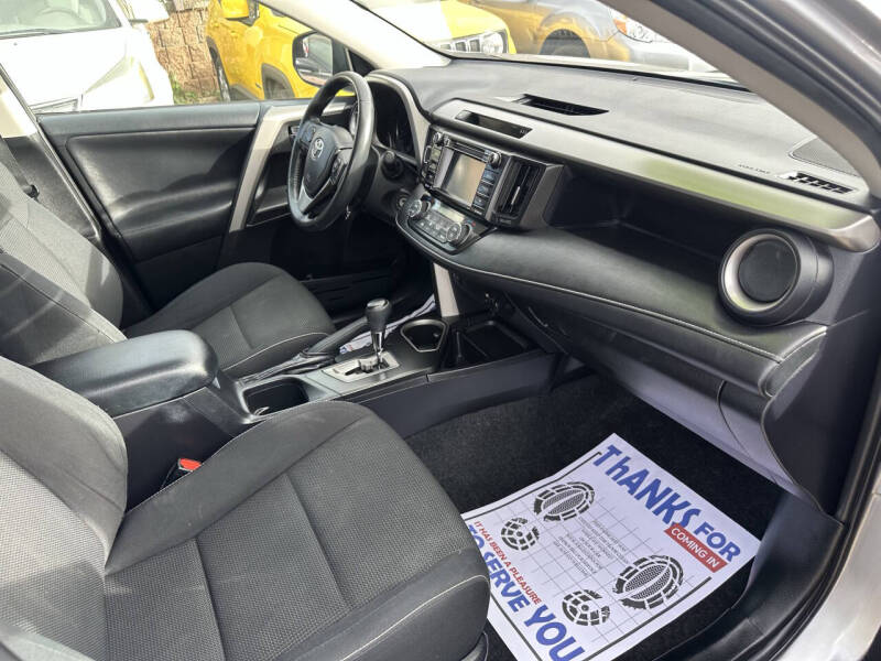 2017 Toyota RAV4 XLE