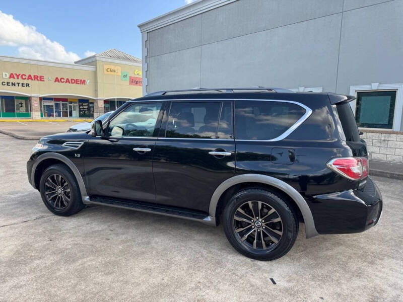2017 Nissan Armada SV