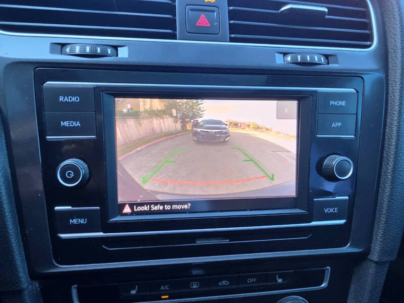 2020 Volkswagen Golf TSI