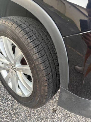 2010 Volkswagen Tiguan SE