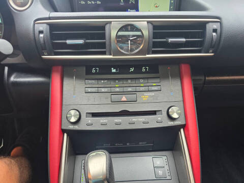 2019 Lexus IS 300