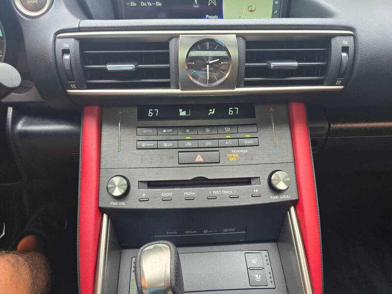 2019 Lexus IS 300