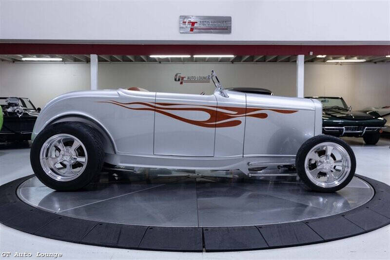 1932 Ford Roadster 4