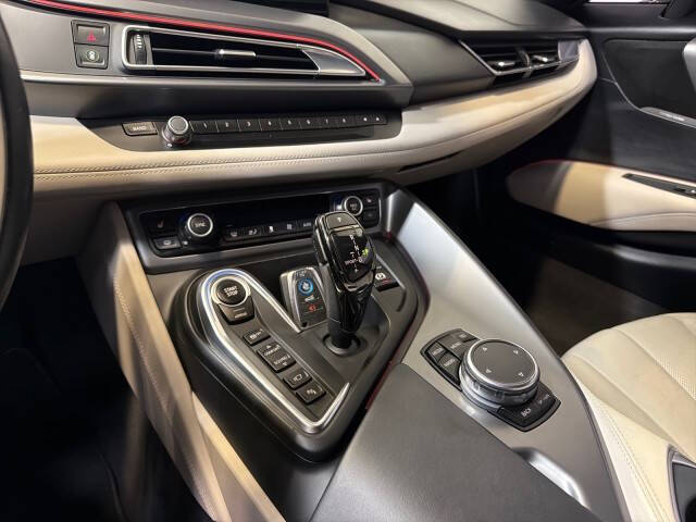 2015 BMW i8