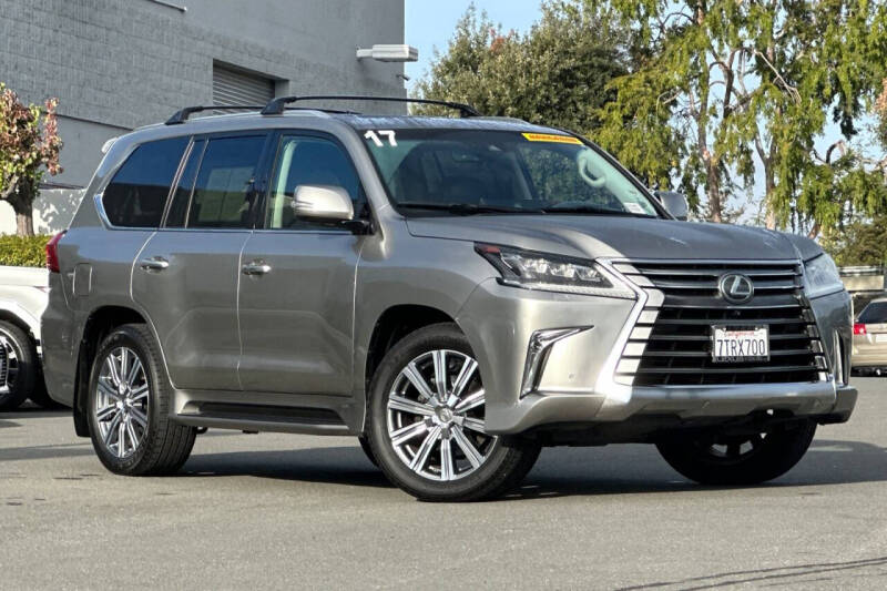 2017 Lexus LX 570