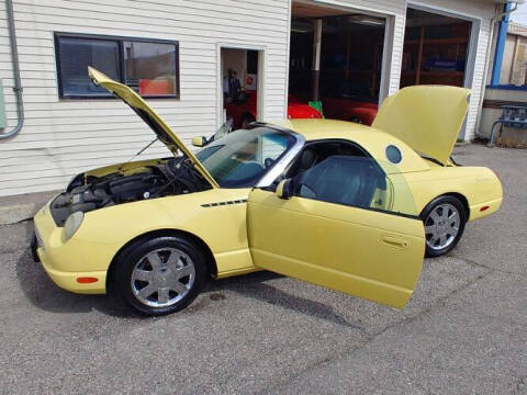 2002 Ford Thunderbird Deluxe
