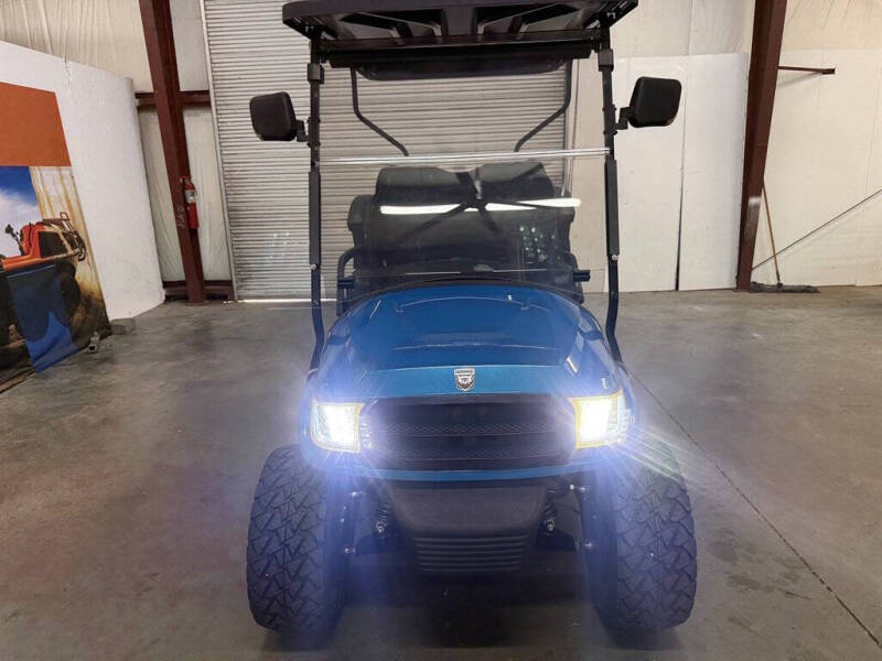 2024 Kodiak EV Defender