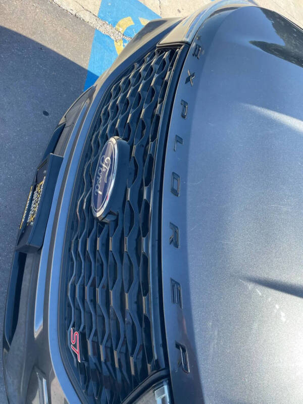 2020 Ford Explorer ST