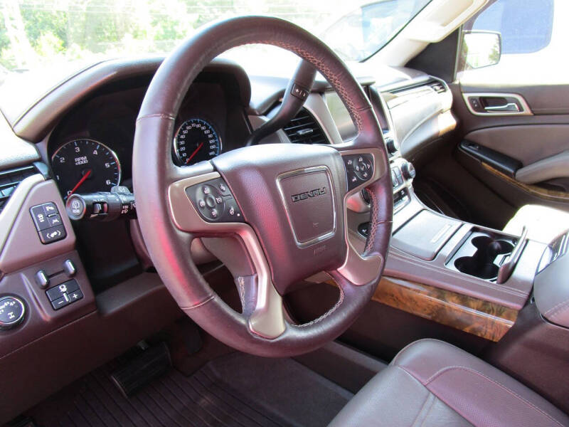 2017 GMC Yukon Denali