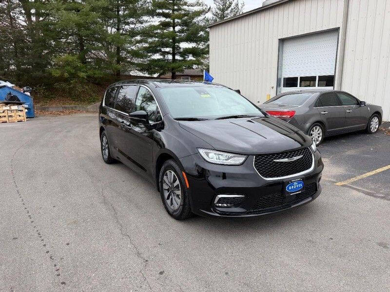 2024 Chrysler Pacifica Plug-In Hybrid