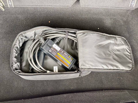 2024 Chrysler Pacifica Plug-In Hybrid Select