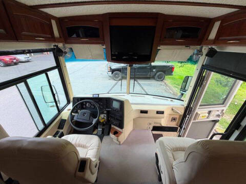 2002 Freightliner XC Chassis