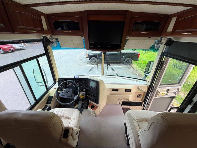 2002 Freightliner XC Chassis