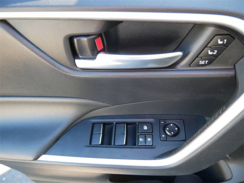 2021 Toyota RAV4 Hybrid XLE Premium