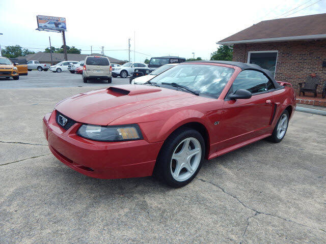 2002 Ford Mustang for sale at Ernie Cook and Son Motors in Shelbyville TN