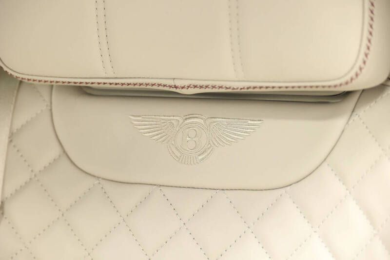 2020 Bentley Bentayga Hybrid