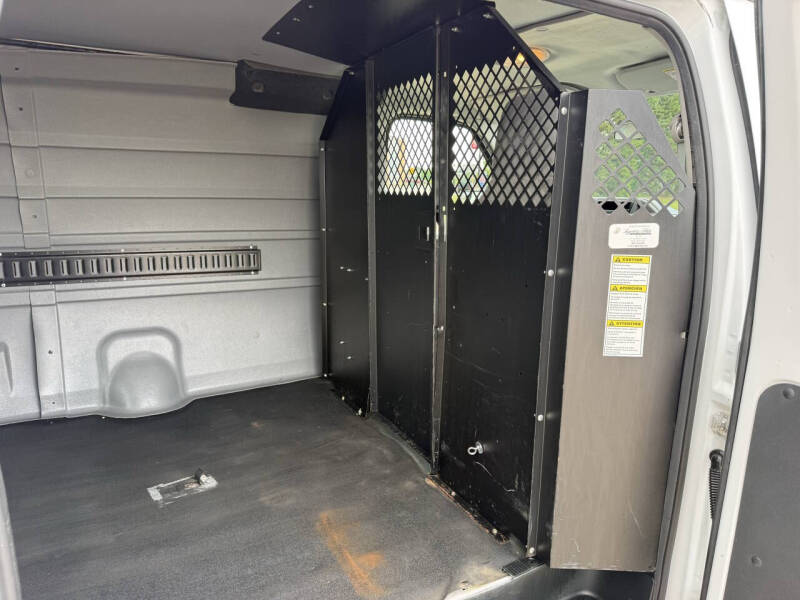 2012 Ford E-Series E-350 SD
