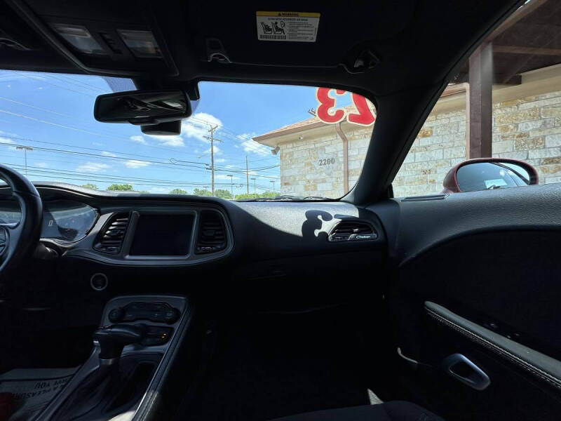 2023 Dodge Challenger SXT