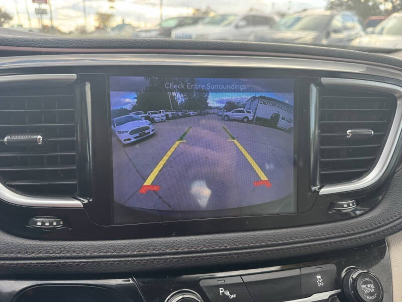 2017 Chrysler Pacifica Limited