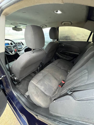 2016 Chevrolet Sonic LT Auto