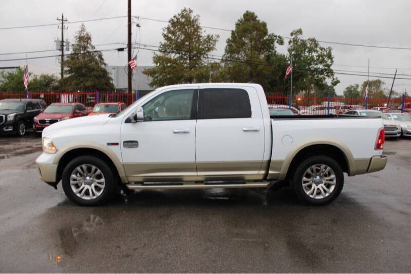 2016 RAM Ram 1500 Pickup Laramie Longhorn photo 8