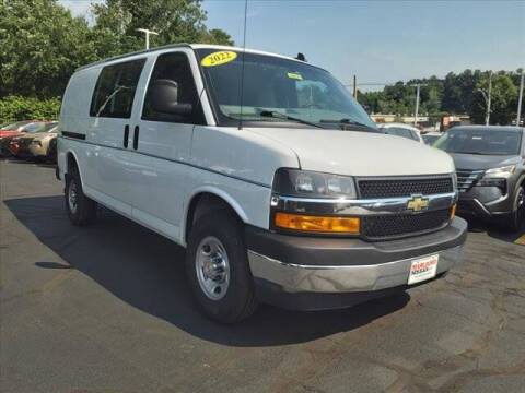 2022 Chevrolet Express 2500