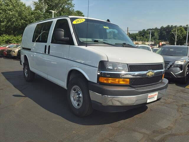 2022 Chevrolet Express 2500