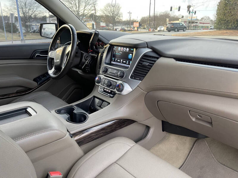 2017 GMC Yukon SLE