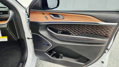 2022 Jeep Grand Cherokee