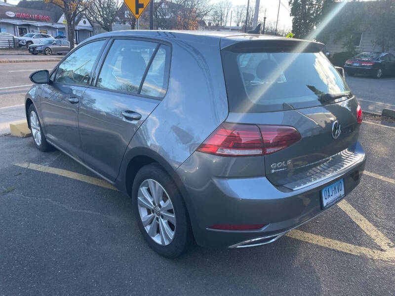 2020 Volkswagen Golf TSI