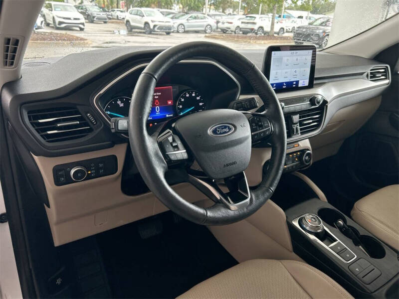 2021 Ford Escape Hybrid SEL