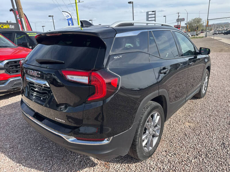 2024 GMC Terrain SLT