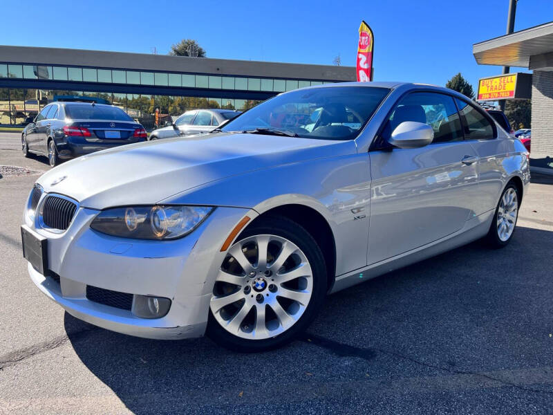 2010 BMW 3 Series 328i photo 2