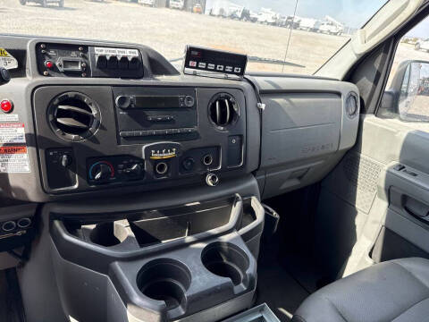 2012 Ford E-Series E-350 SD