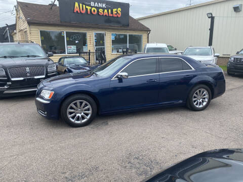 2013 Chrysler 300 for sale at BANK AUTO SALES in Wayne MI
