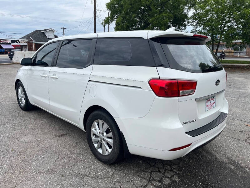 2017 Kia Sedona L