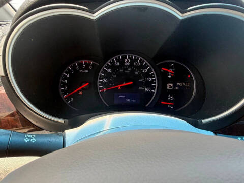 2017 Nissan Quest SV