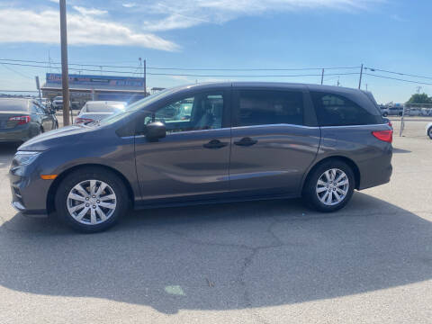 2018 Honda Odyssey for sale at First Choice Auto Sales in Bakersfield CA