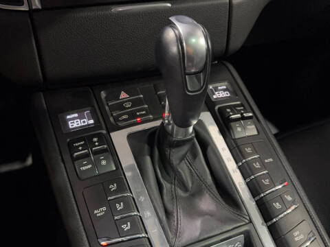 2017 Porsche Macan S