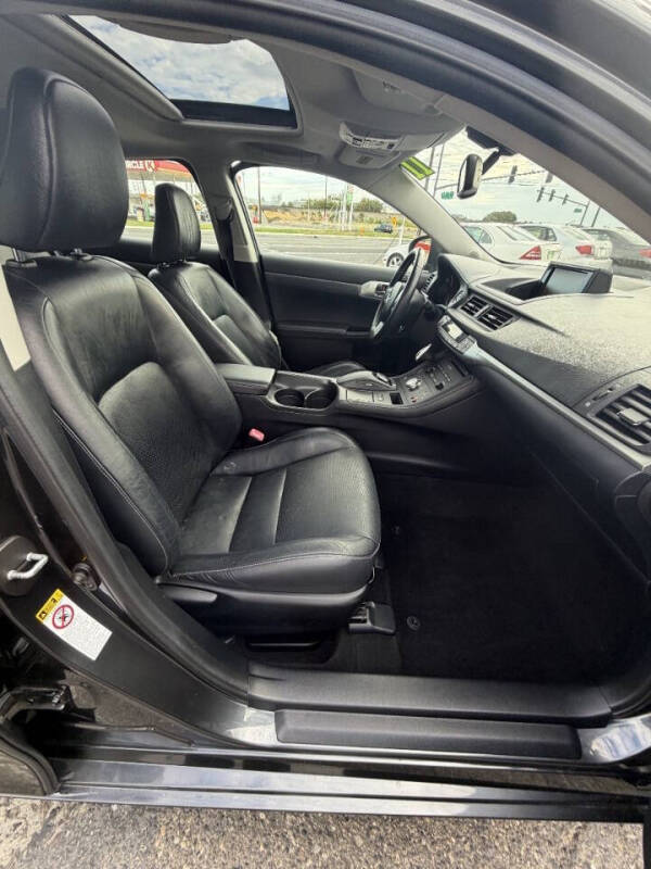 2011 Lexus CT 200h Premium