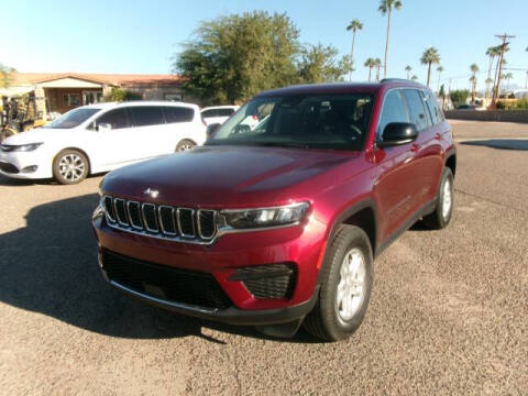 2023 Jeep Grand Cherokee Laredo