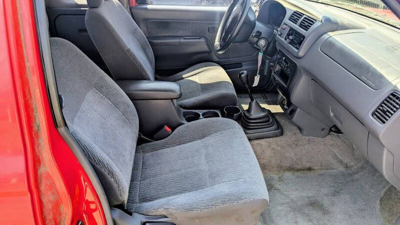 1998 Nissan Frontier XE