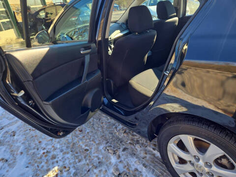 2011 Mazda MAZDA3 i Touring