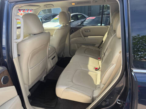 2017 Infiniti QX80