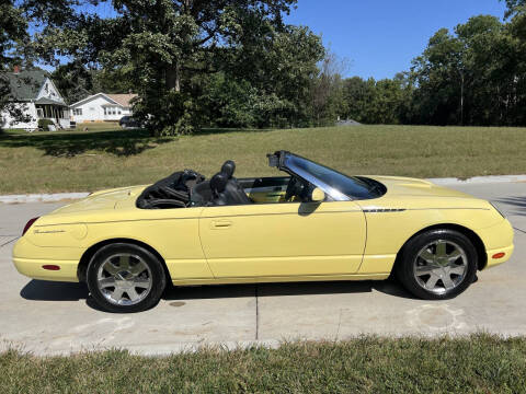 2002 Ford Thunderbird Deluxe