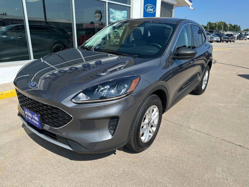 Used 2022 Ford Escape SE with VIN 1FMCU9G61NUA85894 for sale in Saint Paul, NE