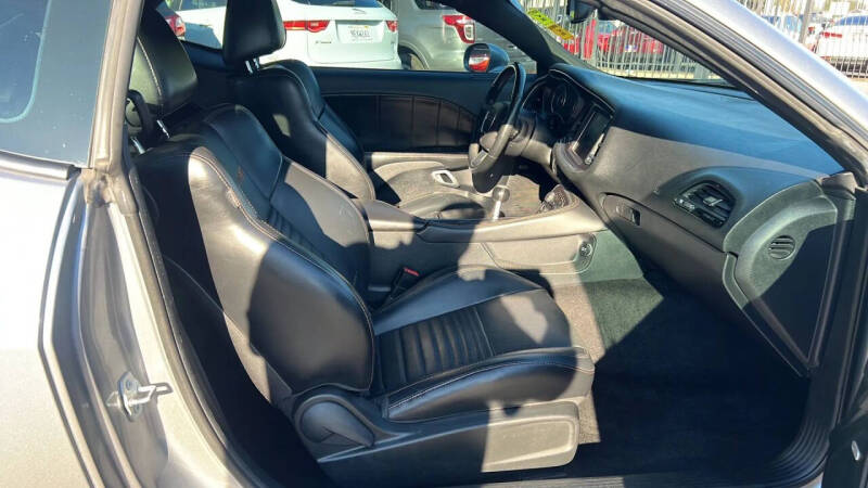 2015 Dodge Challenger R/T Plus Shaker