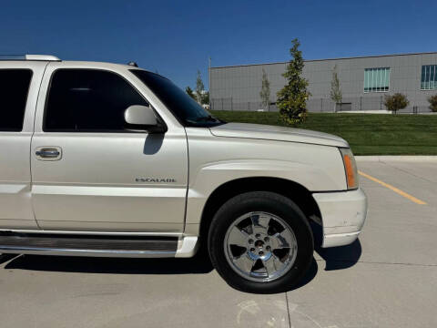 2004 Cadillac Escalade