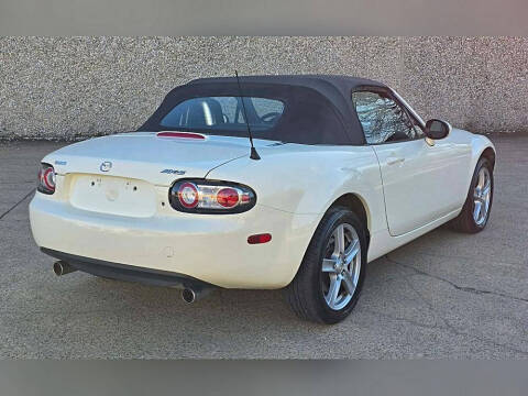 2006 Mazda MX-5 Miata